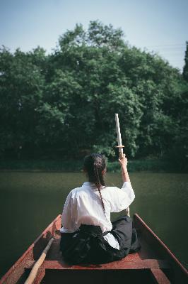 美丽的姑娘观看在线播放,美丽的小蜜桃