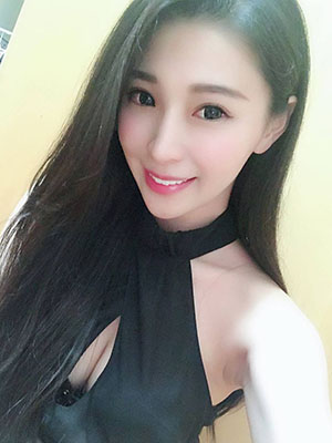 美丽姑娘视频在线播放完整版,美丽小蜜桃